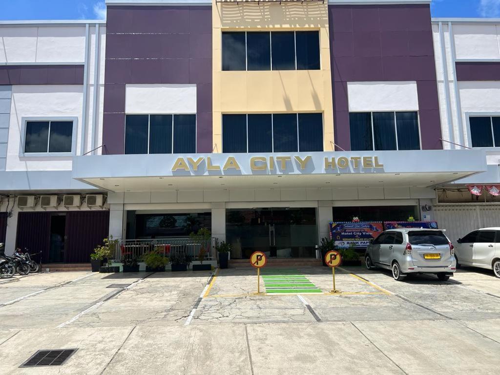 Ayla City Hotel Sorong Buitenkant foto