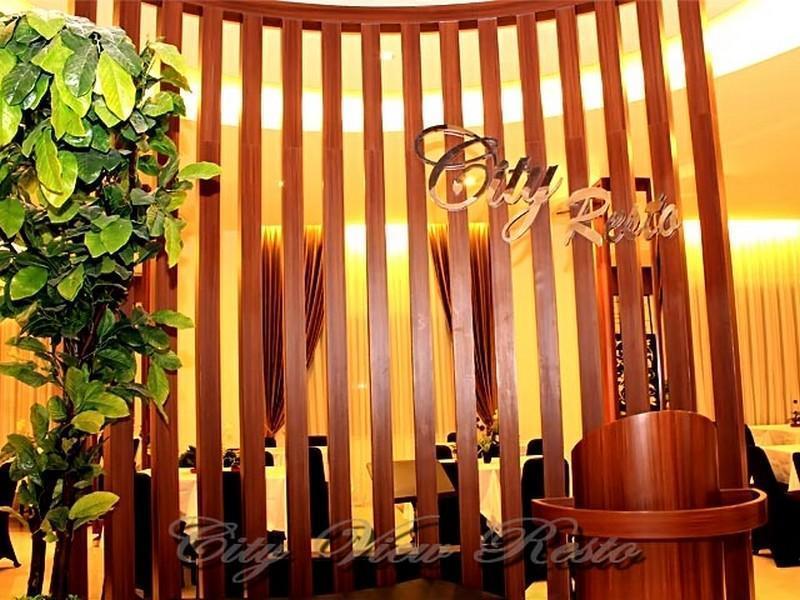 Ayla City Hotel Sorong Buitenkant foto
